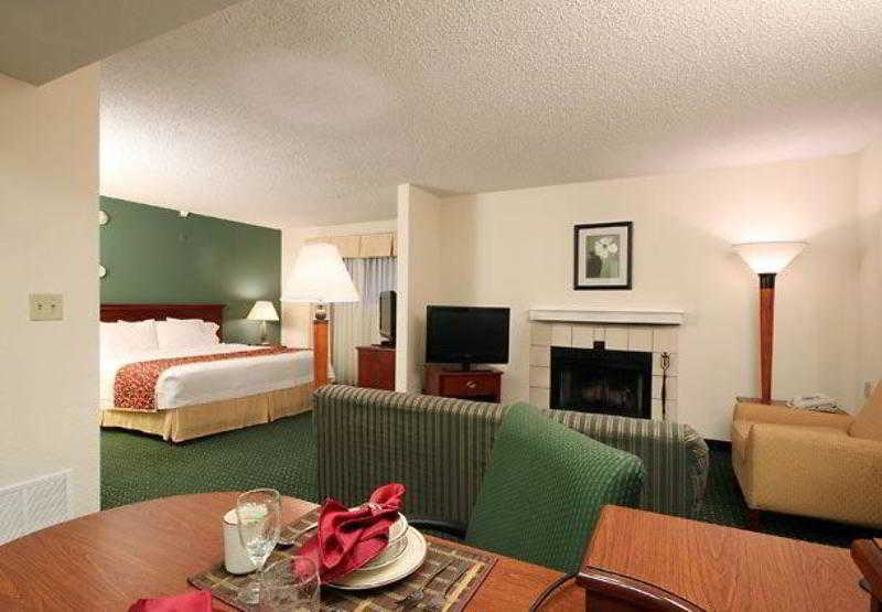 Sonesta Es Suites South Brunswick - Princeton Monmouth Junction Экстерьер фото